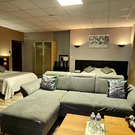 Hôtel-restaurant Du Soleil Levant Hotel Sarrebourg