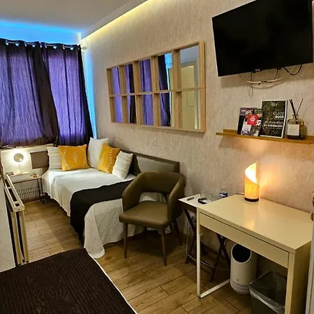 Hôtel-restaurant Du Soleil Levant Hotel