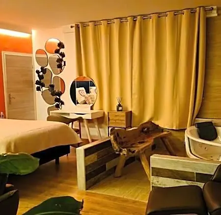 מלון Hotel-restaurant 3*