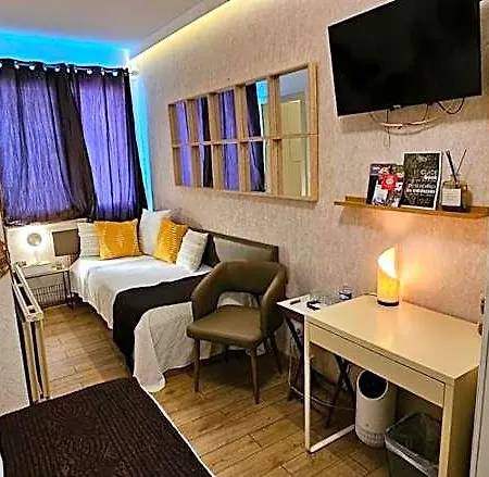 Hotel-restaurant מלון