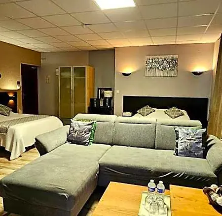 Hotel-restaurant מלון