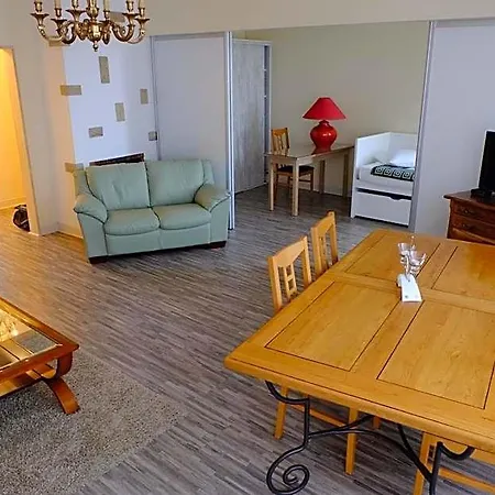 Hotel-restaurant סארבורג