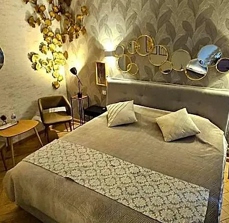 Hotel-restaurant